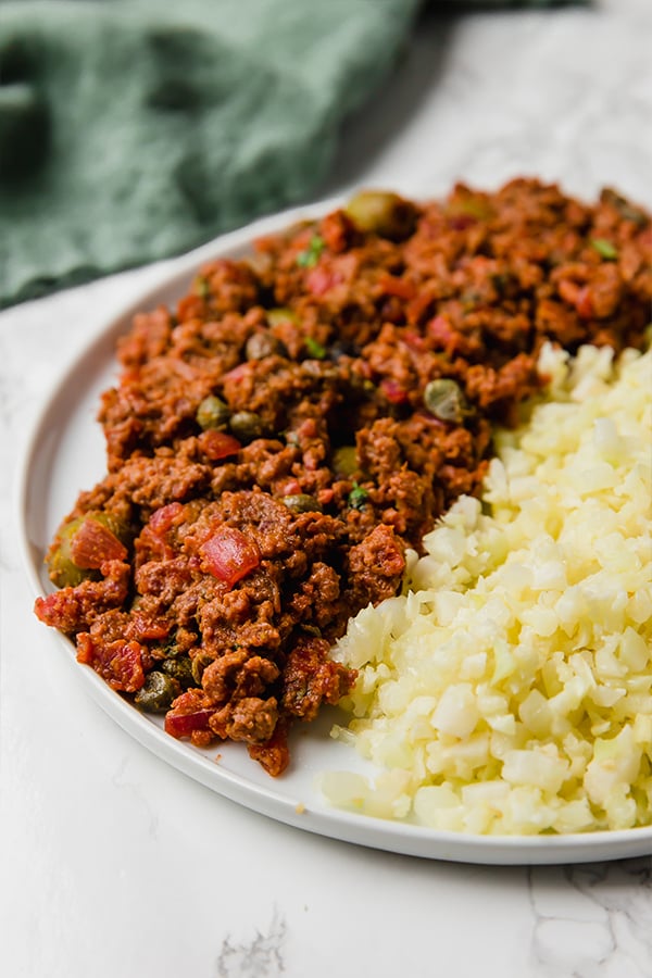 https://unboundwellness.com/wp-content/uploads/2019/04/picadillo_1.jpg