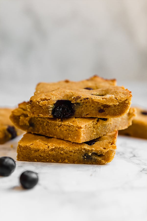 https://unboundwellness.com/wp-content/uploads/2019/07/pumpkin_breakfast_bar_1.jpg