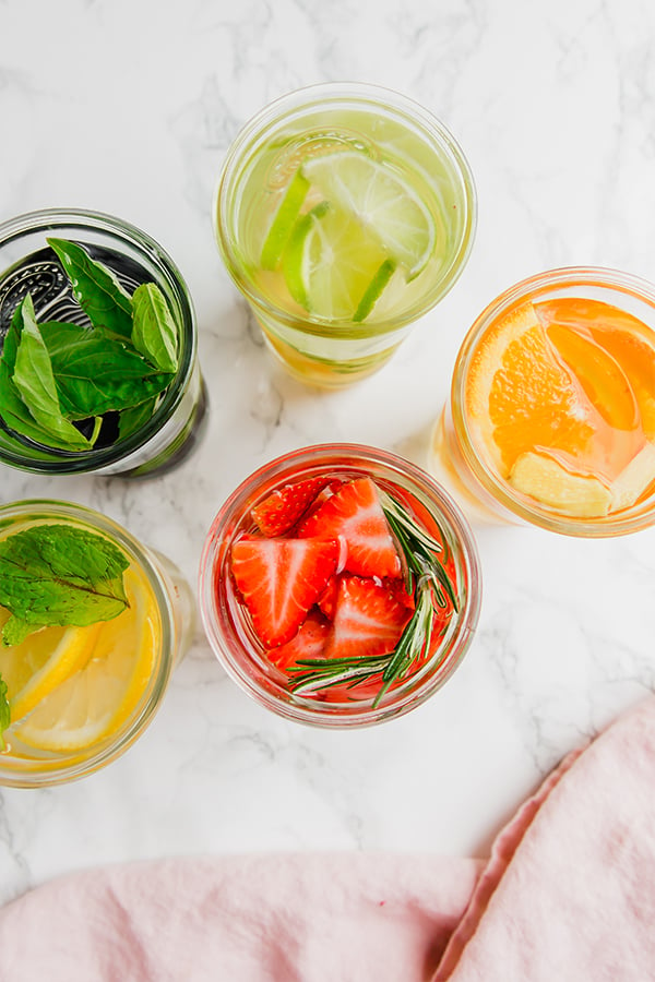 https://unboundwellness.com/wp-content/uploads/2020/03/infused_water_1.jpg