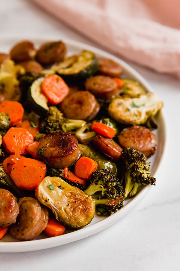 one pan sausage and vegetables on plate