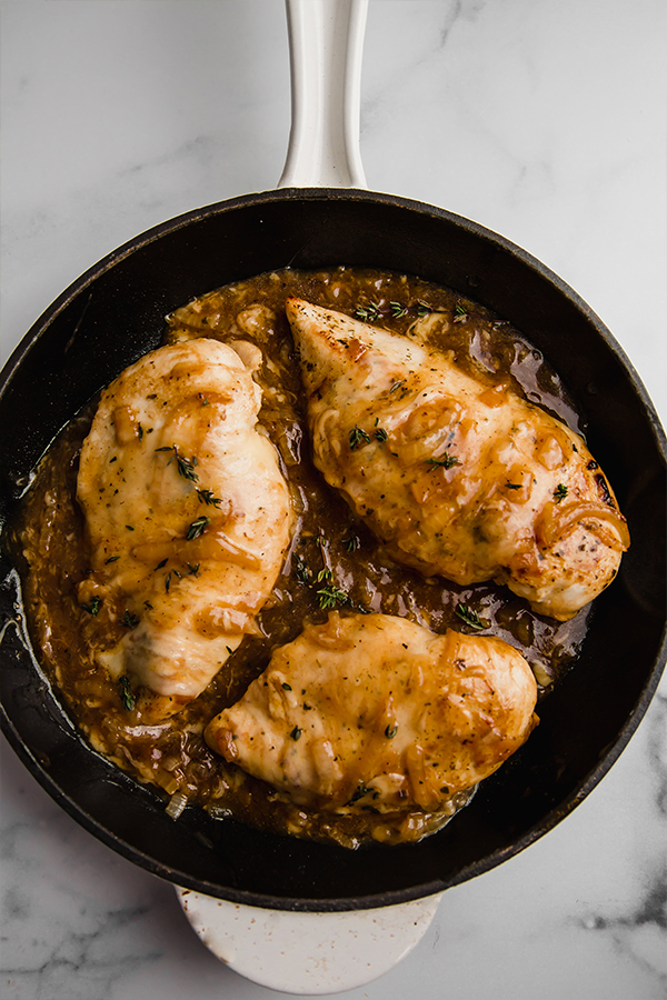 French onion chicken in cast iron skillet