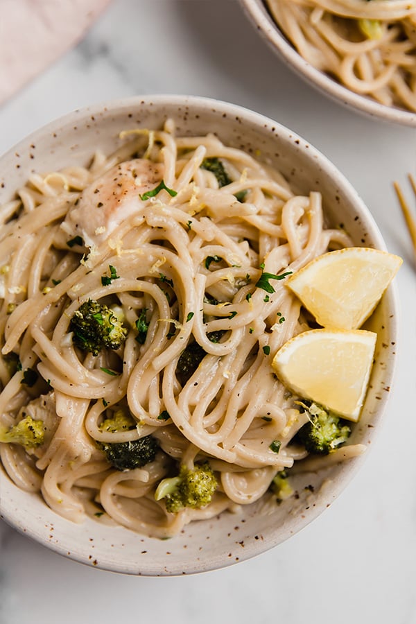 One Pot Lemon Chicken Pasta {Gluten-free, Dairy-free} - Unbound Wellness