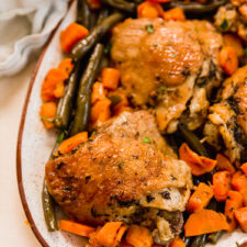 Slow Cooker Balsamic Chicken with Carrots - Slow Cooker Gourmet