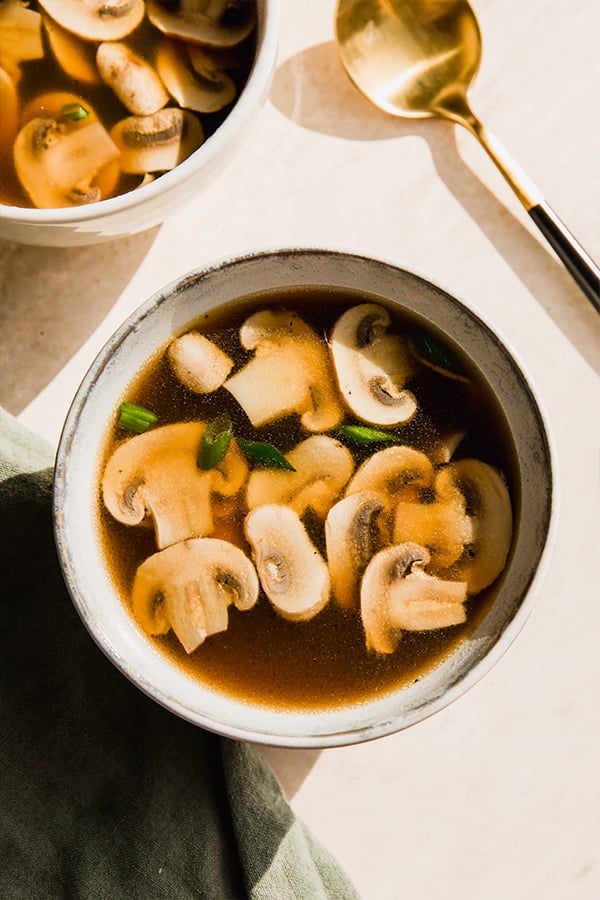 A bowl of japanese clear soup 