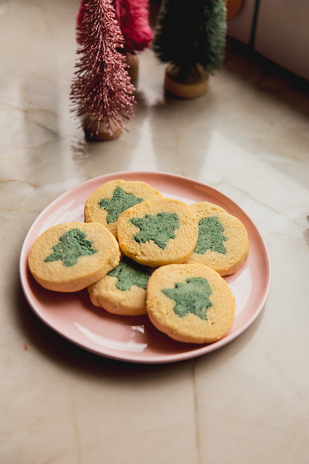 A pink plate with gluten free slice and bake cookies on it!