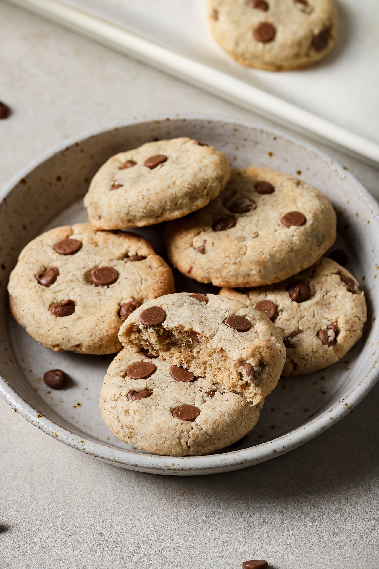 Tigernut flour chocolate chips cookies on a plate.